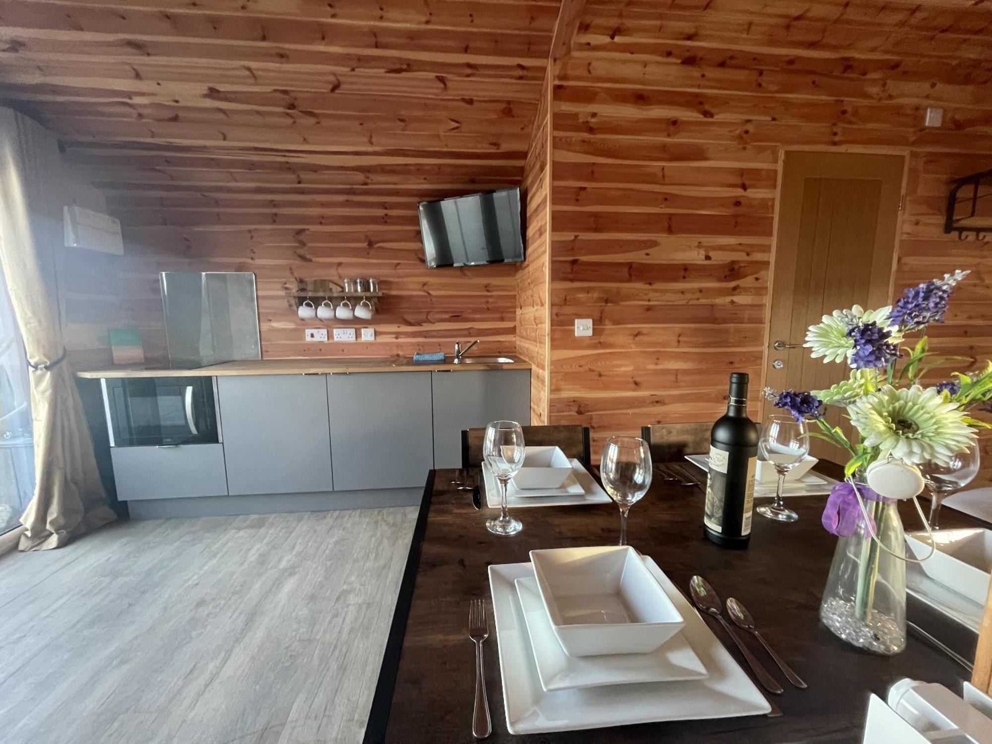Lakeside Fishing Retreats Boston Room photo