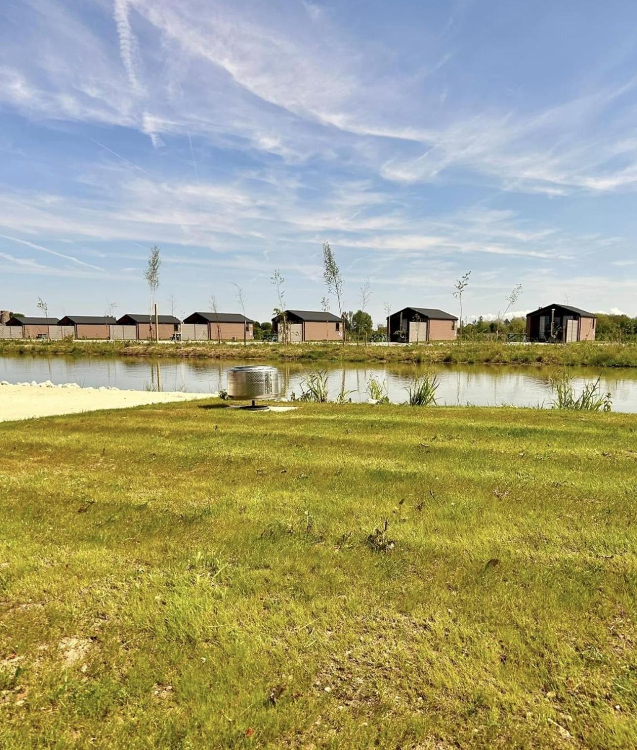 Lakeside Fishing Retreats Boston Room photo