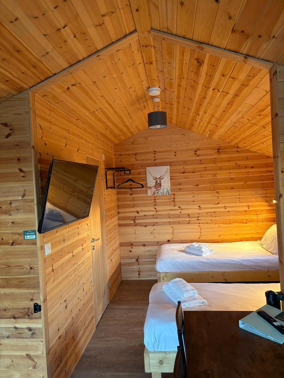 Lakeside Fishing Retreats Boston Room photo